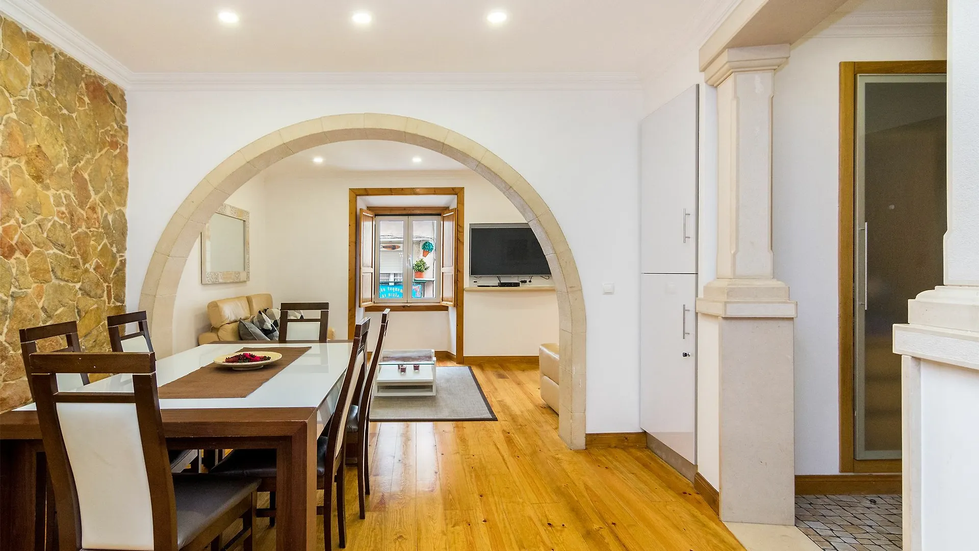 Alfama Deluxe Apartment By Whome Lisbon