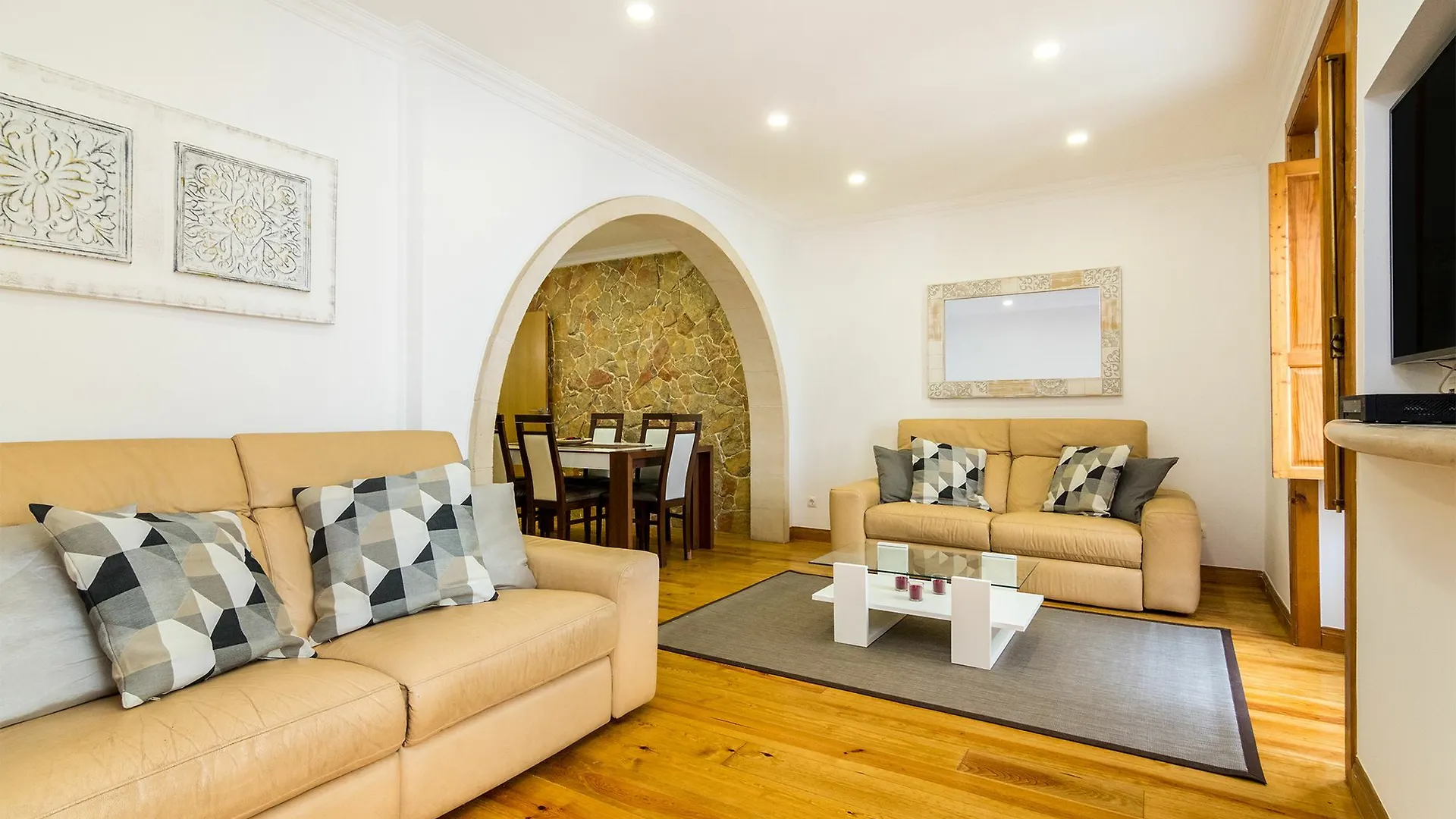 Alfama Deluxe Apartment By Whome Lisbon